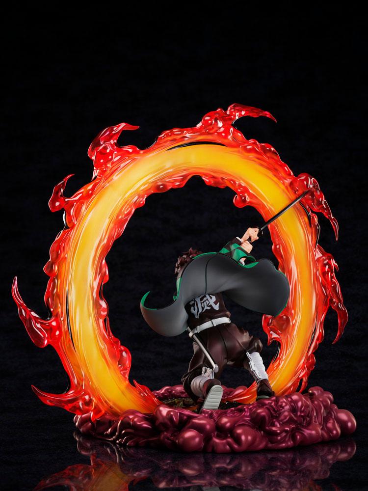 DEMON SLAYER - Tanjiro Kamado 1/8 - Statuette 28cm