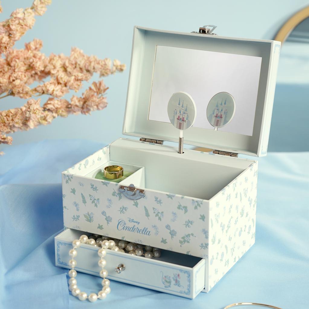 DISNEY PRINCESSES - Cendrillon - Boîte à Bijoux Musicale