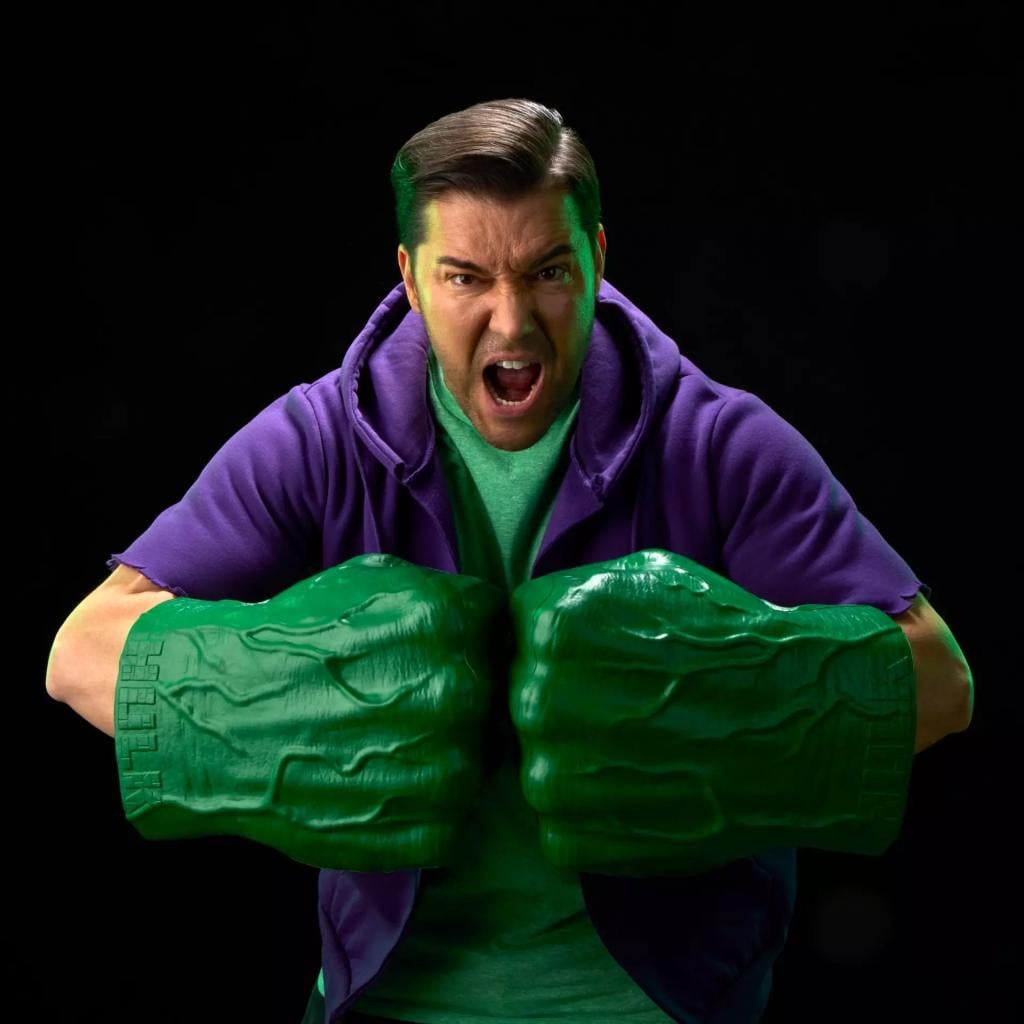 MARVEL - Poings Hulk - Replica Legend Series 1/1