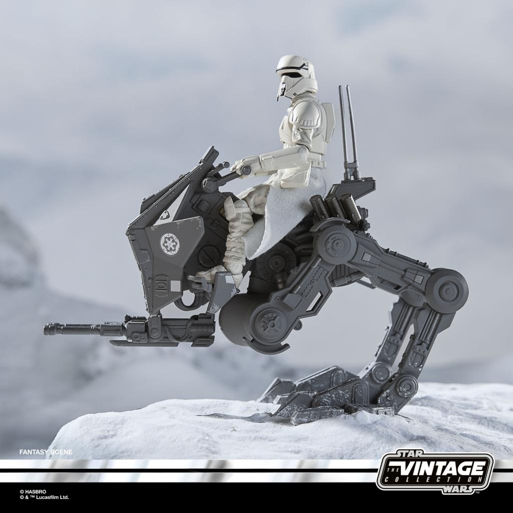 MANDALORIAN - Imperial Remnant AT-RT -Figurine Vintage Collection 10cm