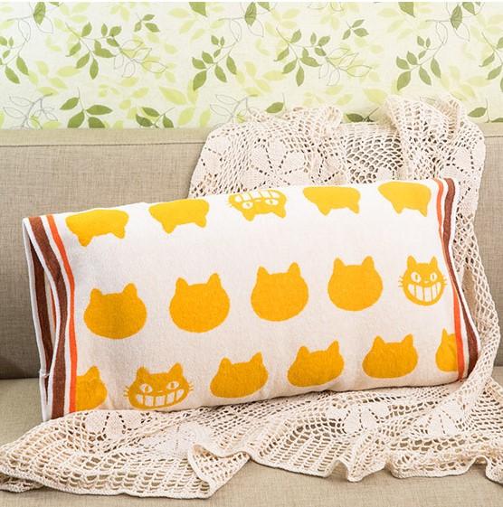 MON VOISIN TOTORO - Chatbus - Taie d'oreiller 64x34cm