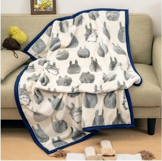 MON VOISIN TOTORO - Totoro Gris - Couverture 100x140cm