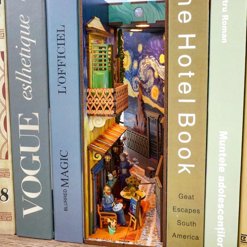 BOOK NOOK KIT - DIY- Monde de Vincent - 80pcs + LED Light