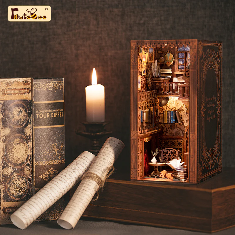 BOOK NOOK KIT - DIY - La Librairie Eternelle - 172pc + Eclairage LED