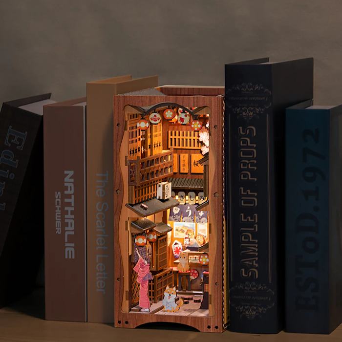 BOOK NOOK KIT - DIY - Sous l'Arbre de Sakura - 214pc + Eclairage LED